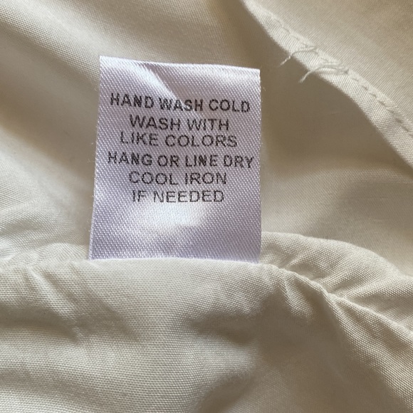 Embroidered Women’s Cotton Top -Large - Picture 8 of 11